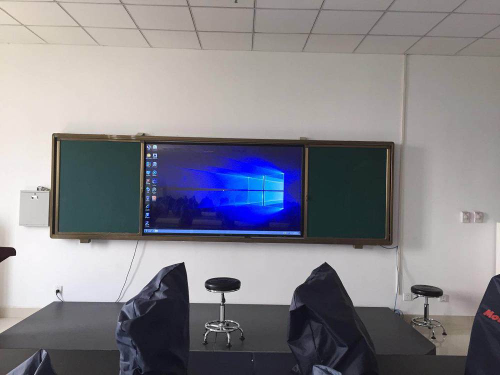 捷安迅 以多媒体教学一体机打造教育未来，信用中国的创新典范